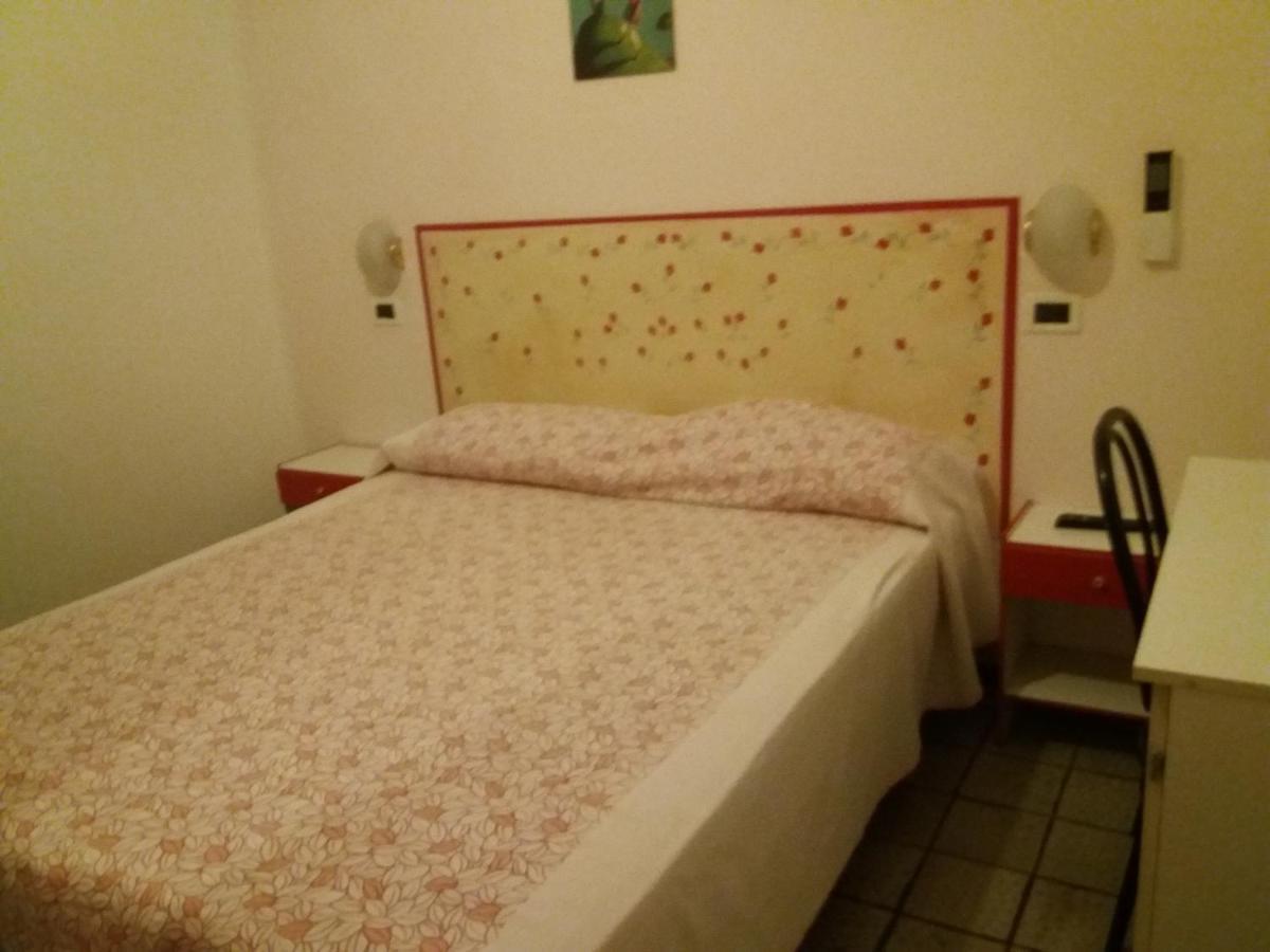 Hotel Fatima Rimini Eksteriør billede